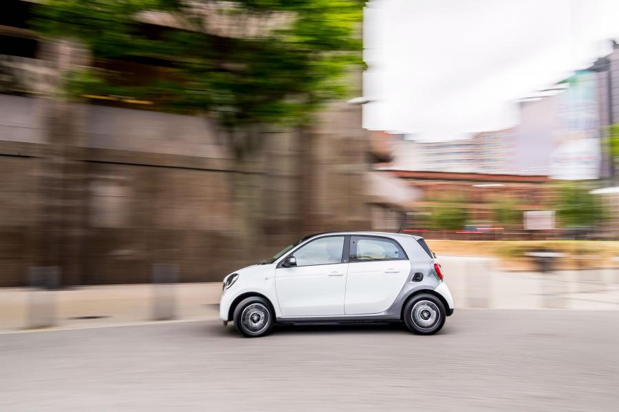  Smart EQ ForFour Prime (W453) 2018 года  (UK) (фото 27 из 36)